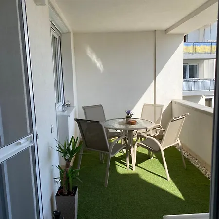 Montana Apartman Miskolc Esterno foto